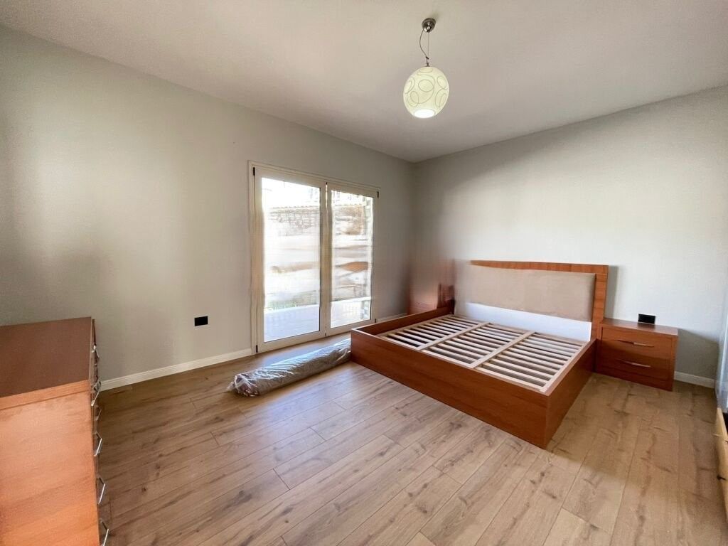 JAPIM ME QIRA APARTAMENT 2+1 KATE VILE TEK PALLATI I BRIGADES!!!