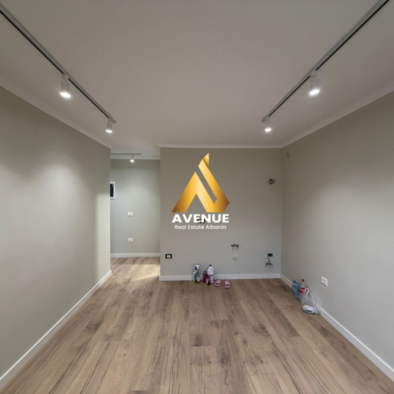 VENDESI APPARTAMENTO 1+1- 21 DHJETORI