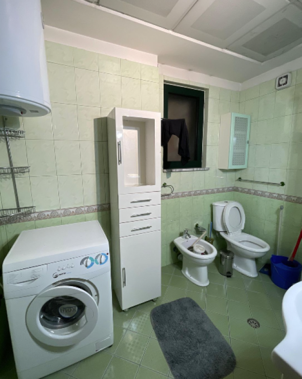 AFFITTASI APPARTAMENTO 1+1 📍 Via Kavaja – vicino a Delijorgji