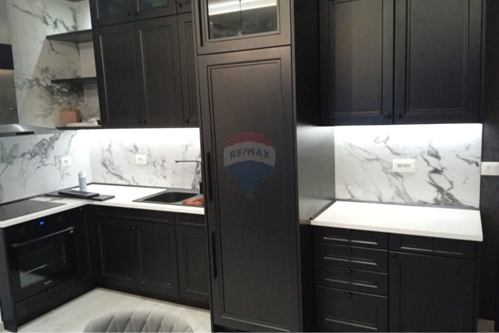 Appartamento 2+1 in affitto al Garden Building