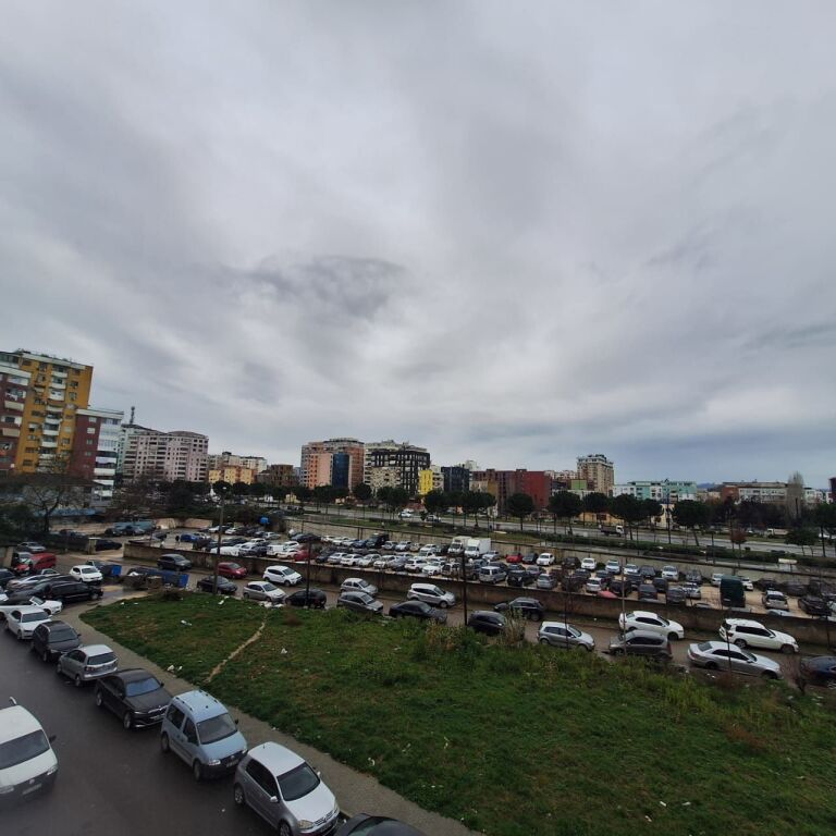 2+1 Apartment for rent near the Train Station