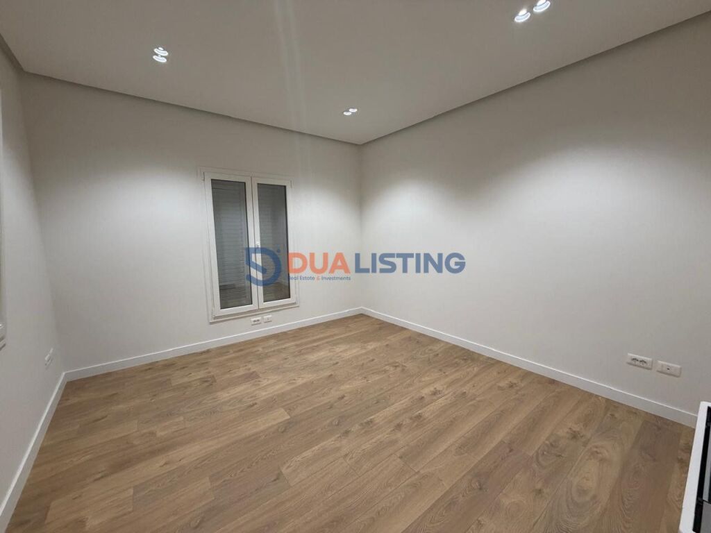 Edificio premium in affitto, Via Elbasanit!