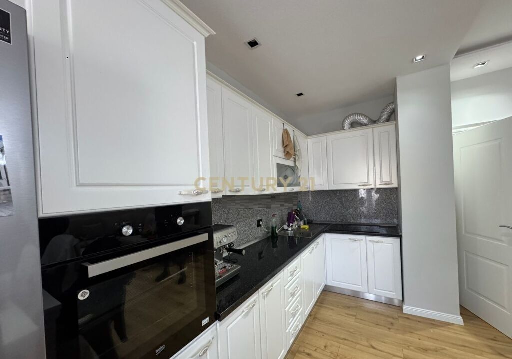 WE RENT 2+1 APARTMENT VILLA FLOORS NEAR THE BRIGADE PALACE!!!