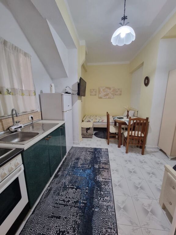 MONOLOCALE IN AFFITTO 21 DICEMBRE 30.000 LEKE