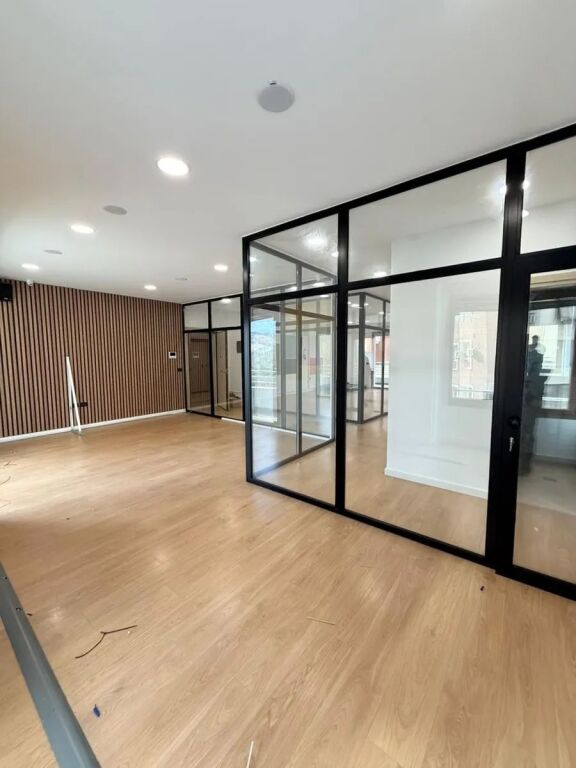 🏡 Jepet ambient per zyre me qira te Kompleksi Delijorgji