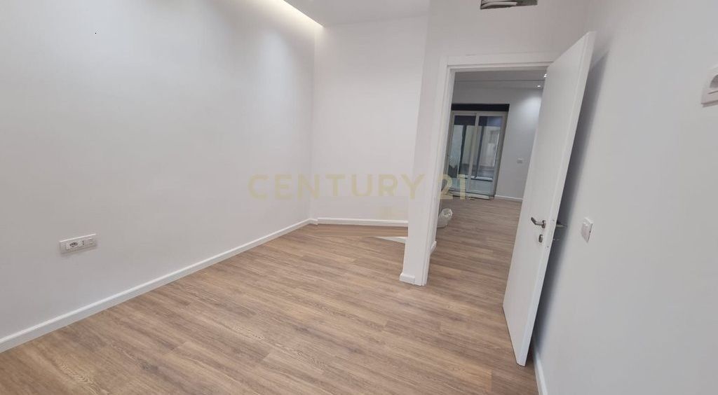 Appartamento 2+1+2 In Vendita nel Giardino Botanico