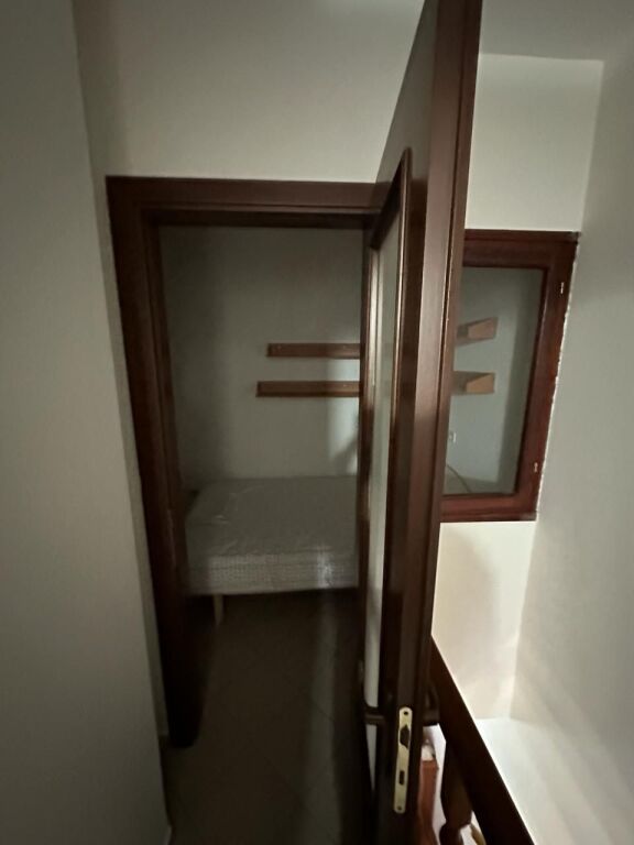 Appartamento Duplex in Affitto 2+1 Vicino alla Scuola Superiore di Lingue
