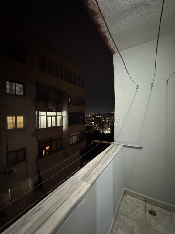 ZYRE ME QIRA RR. DIBRES 98 M2 500 EURO