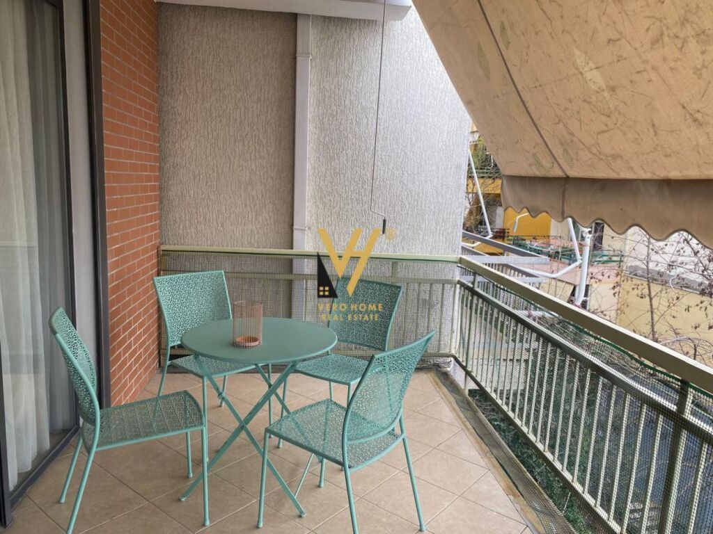 JEPET APARTAMENT 2+1+2 ME QIRA TE RRUGA PETI 75.000 LEKE