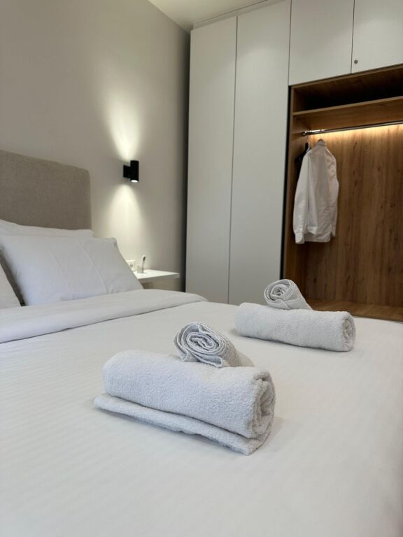 Opposite the Ministry of Foreign Affairs, “Bajram Curri” Boulevard, a furnished 2+1 apartment is for rent, 70,000 Leke