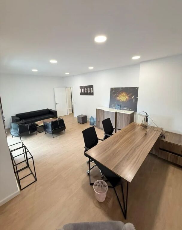 🏡 Jepet Ambient modern per zyre me qira te Kompleksi Delijorgji