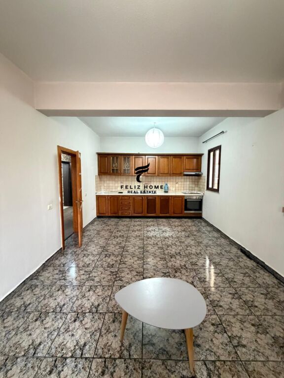 APARTAMENT ME QERA 2+1 SELITE 45.000 LEKE