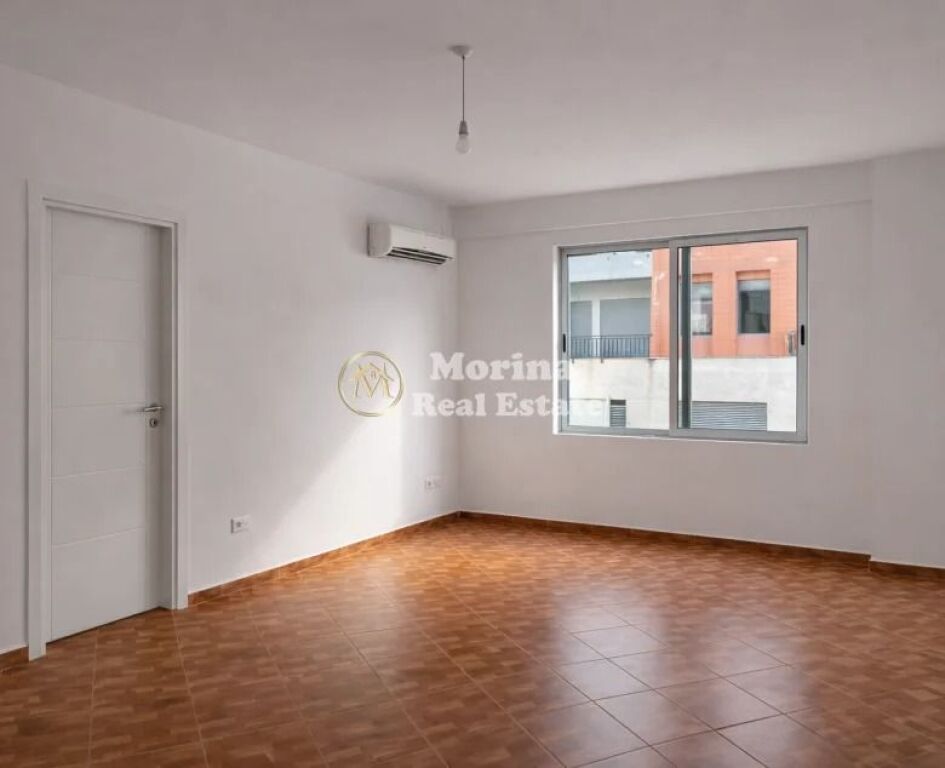 Rent | Business Premises | Yzberisht | 400 €/month