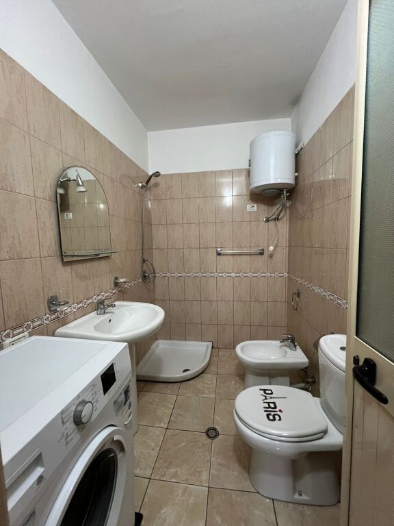 APARTAMENT 2+1 NE ZONEN E PLAZHIT