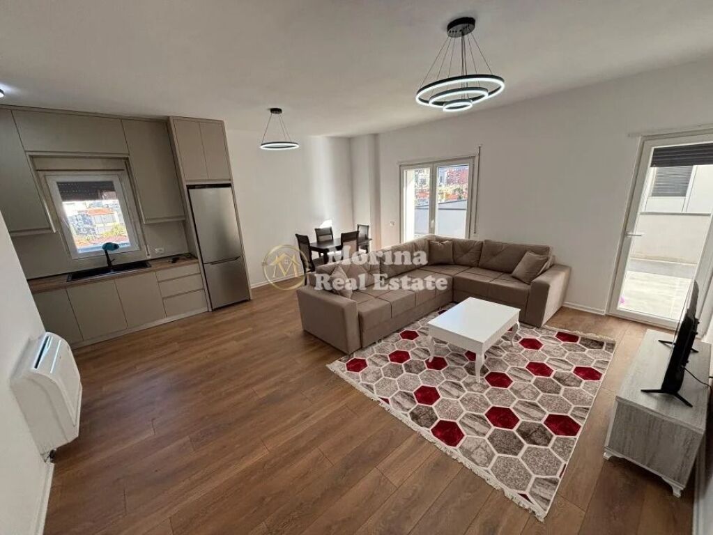 Affitto | Appartamento 2 + 1 | Xhamlliku | 800 €/mese