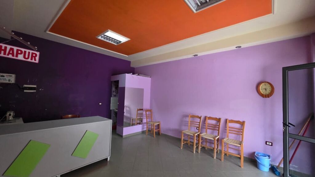 🏬 SHOP FOR RENT – BISHTI I KALLDËRIMIT, VLORË