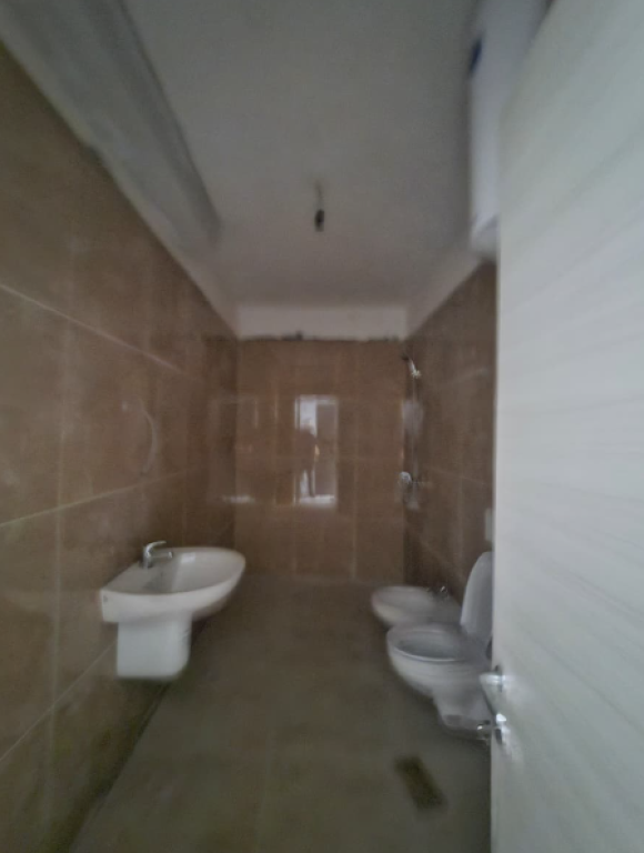 🏠 VENDESI APPARTAMENTO 1+1 📍 Complesso E-88 – Via Dritan Hoxha