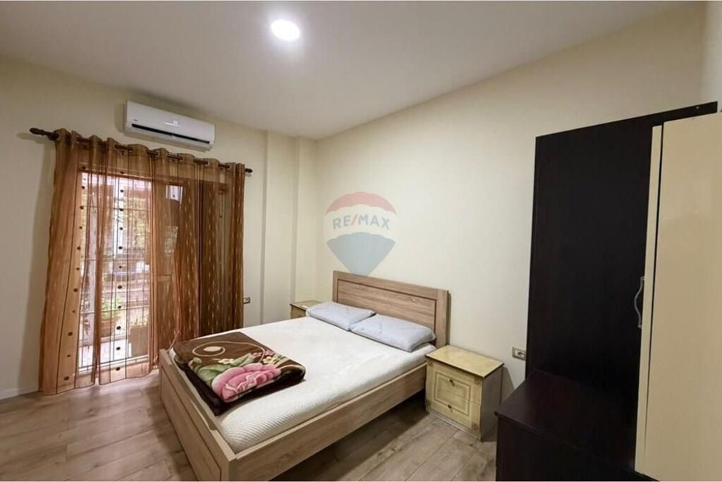 Apartment - For Rent - Islam Alla Street, Tirana