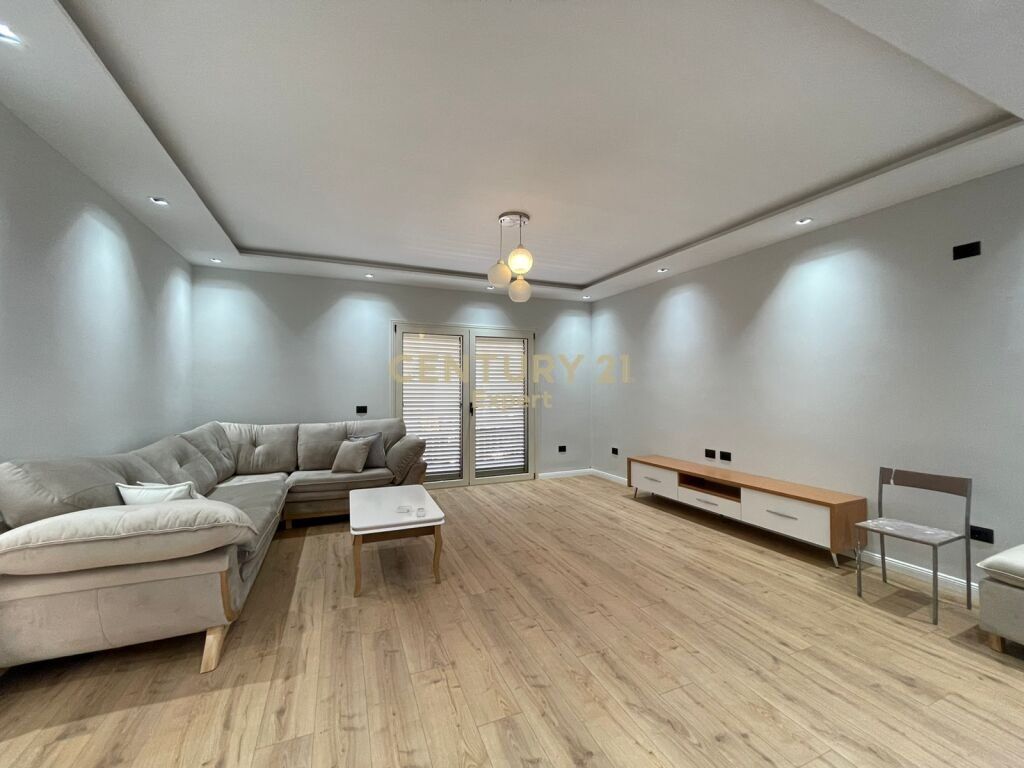 FOR RENT 2+1 APARTMENT VILLA FLOORS NEAR THE BRIGADE PALACE!!!