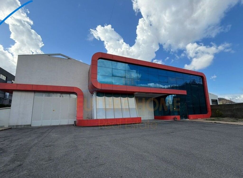 Qera, Kapanon, Prush, Tiranë