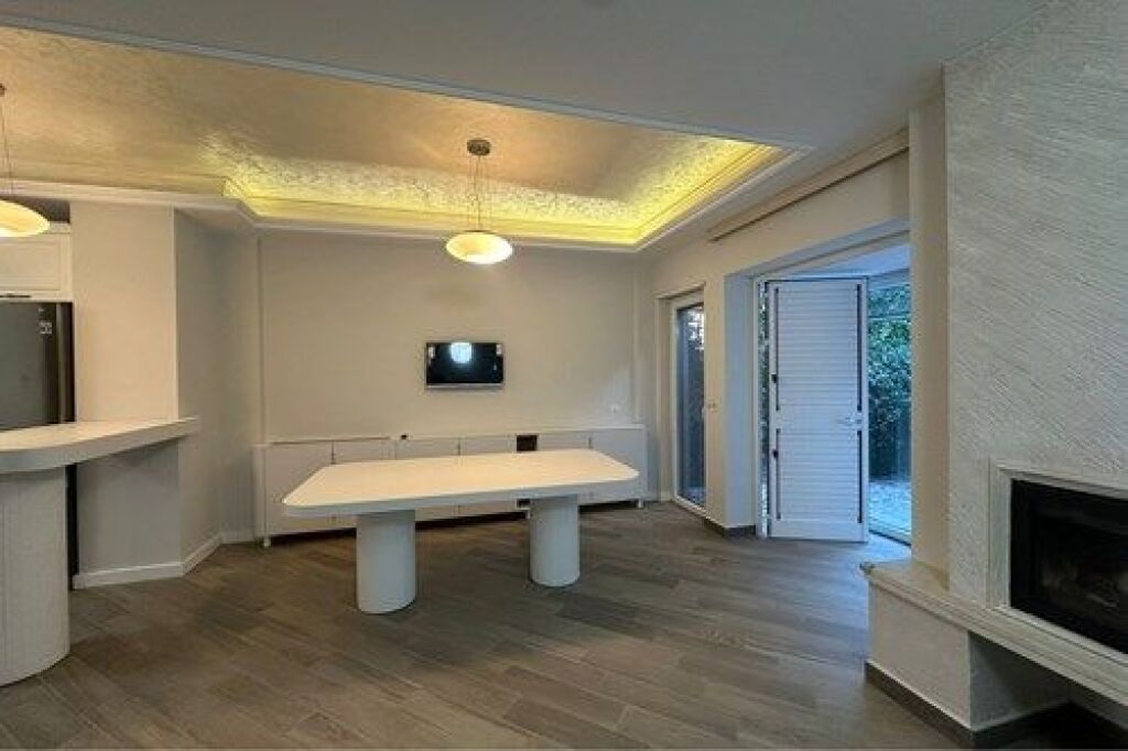 3-storey villa for rent at Sun Rise Residence