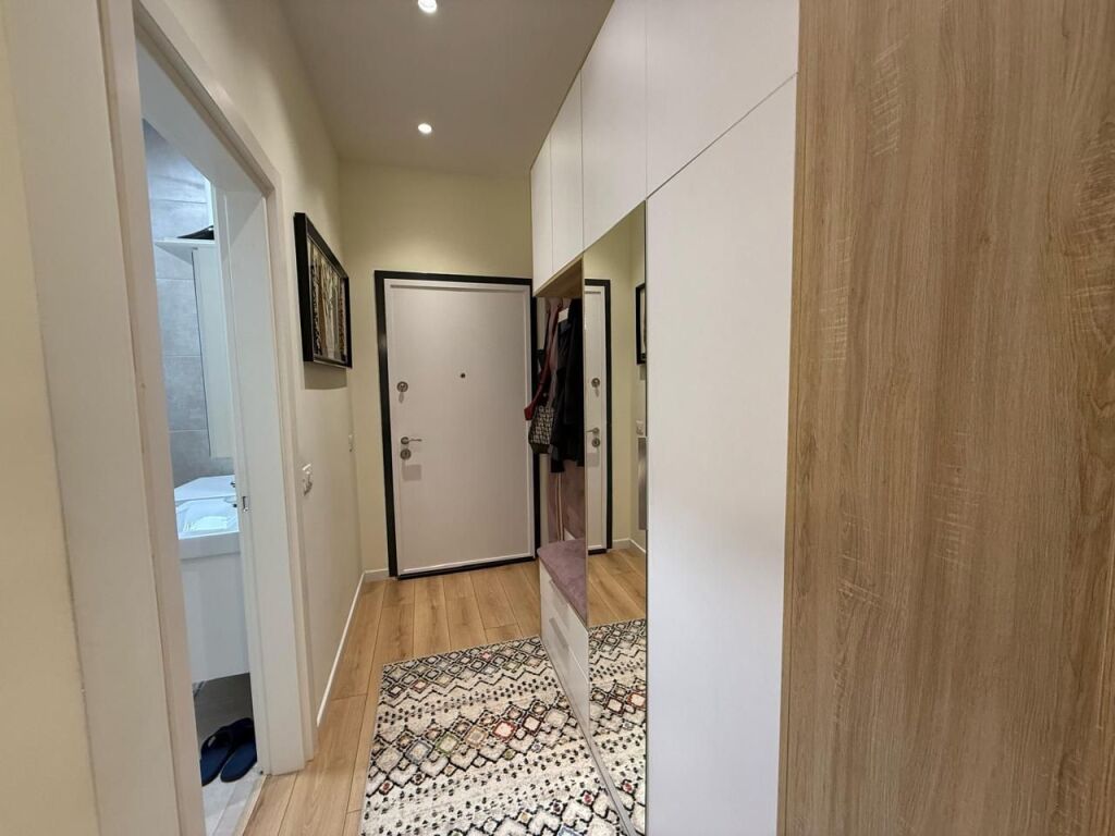 Modern Apartment for Rent at Former Dinamo Factory - 5th May Street !!