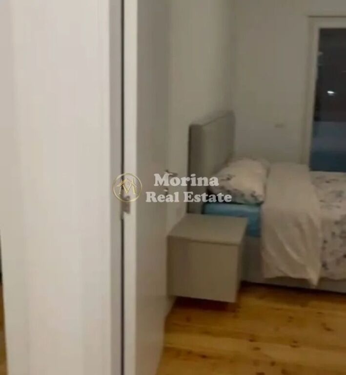 Affitto | Appartamento 2 + 1 | Xhamlliku | 800 €/mese