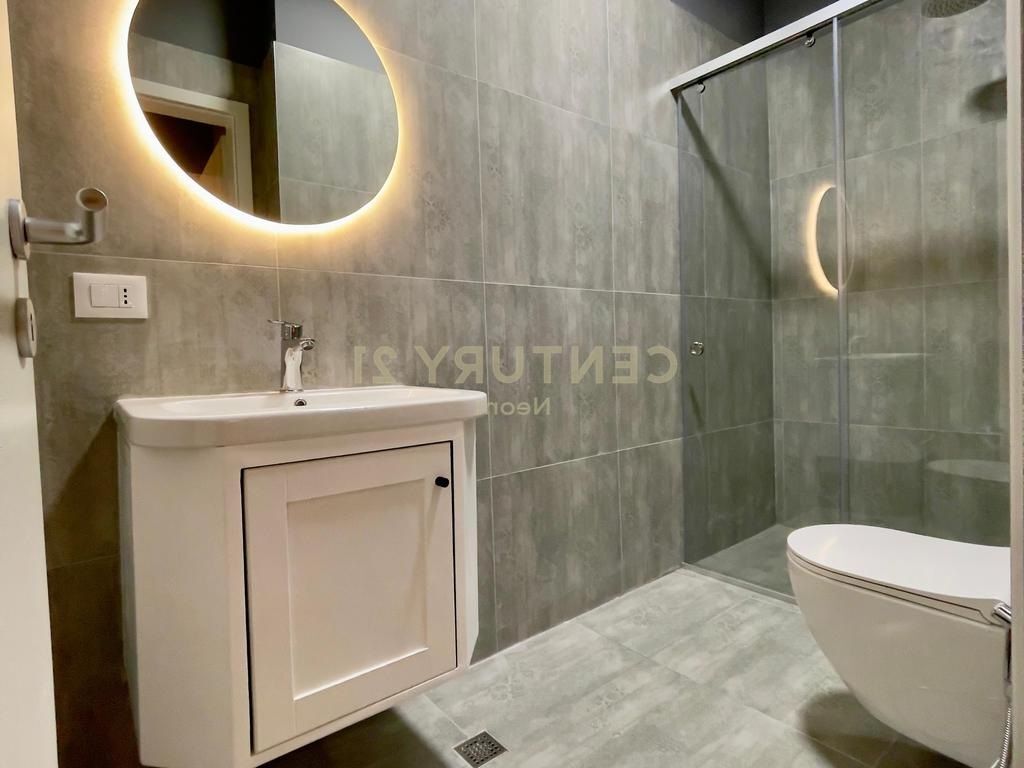 APARTAMENT MODERN ME QERA 2+1+2 te MAGNETI