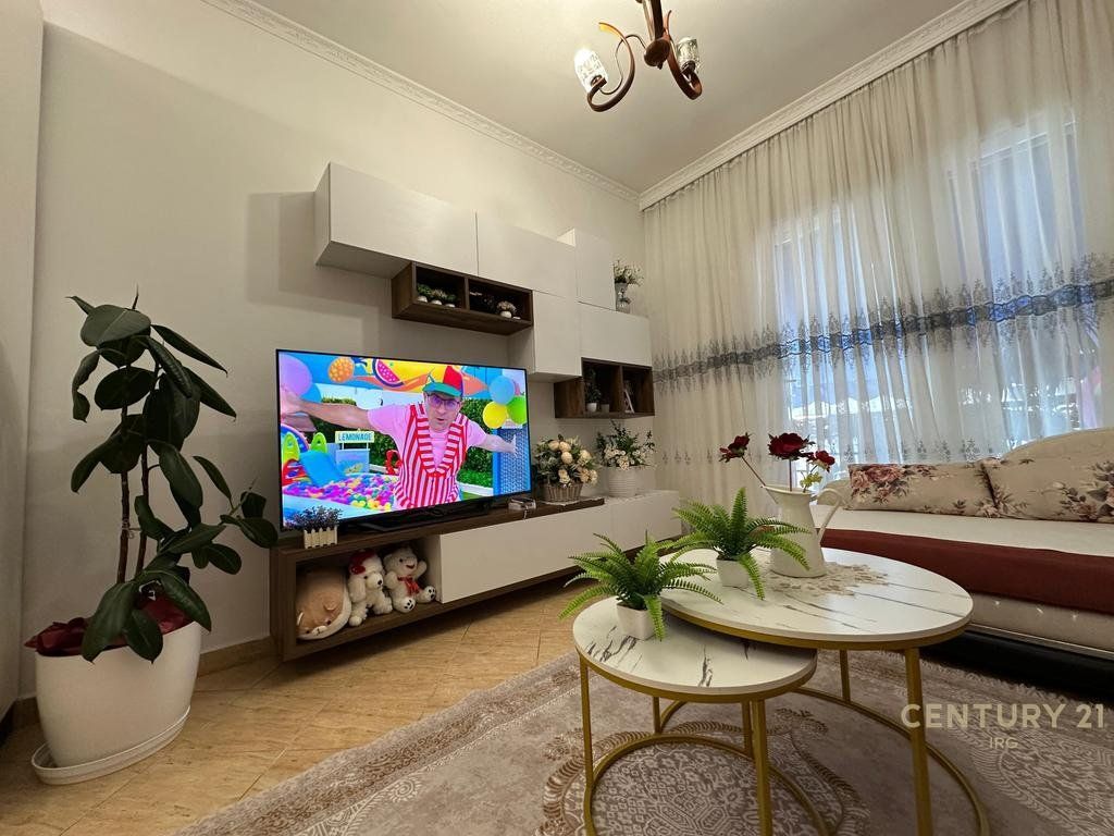 Shitet apartament 1+1, prane Bar-Oslo ne Astir!