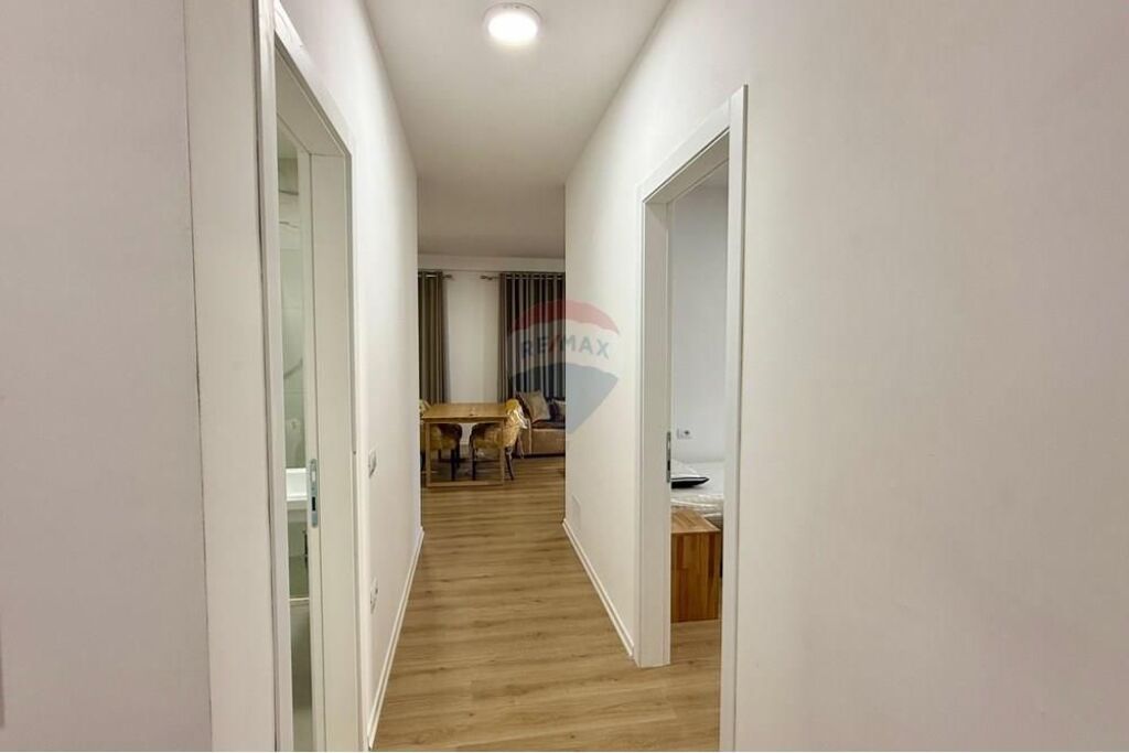 Appartamento 3+1+2 in affitto nella zona di Porcelani molto vicino a TV Klan.