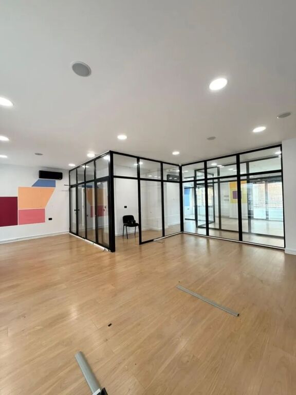 🏡 Jepet ambient per zyre me qira te Kompleksi Delijorgji