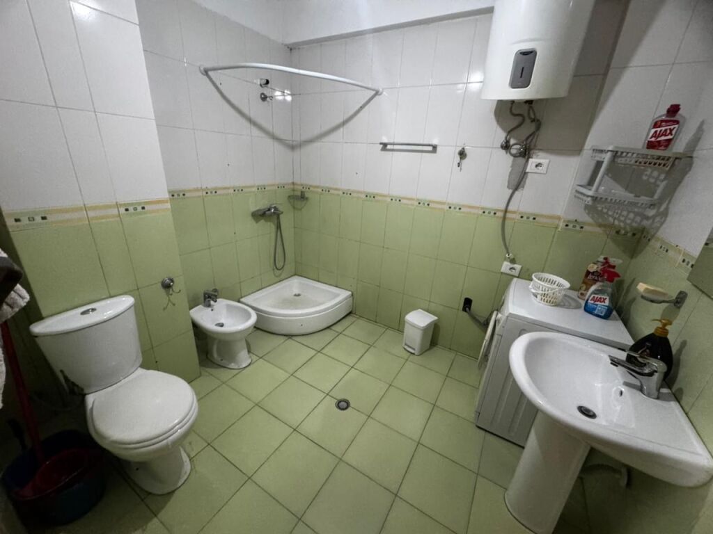 Apartament 2+1 me qira tek Bigmarket tek mbikalimi i Kodres