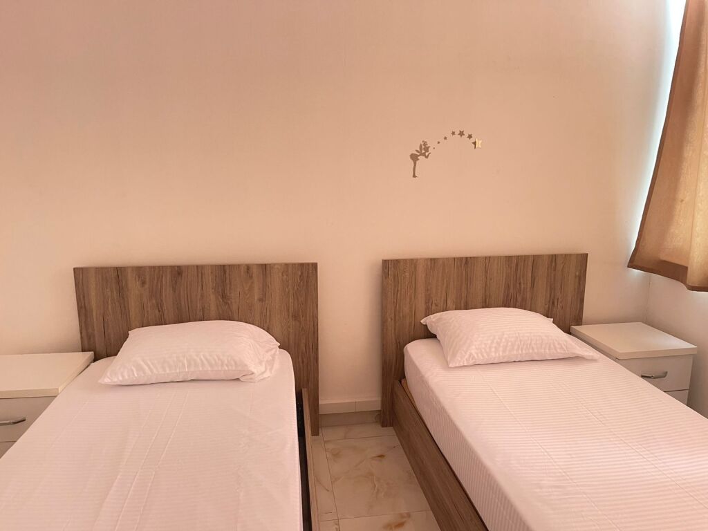 Jepet Me Qera Apartament 2+1+1 Ballkon