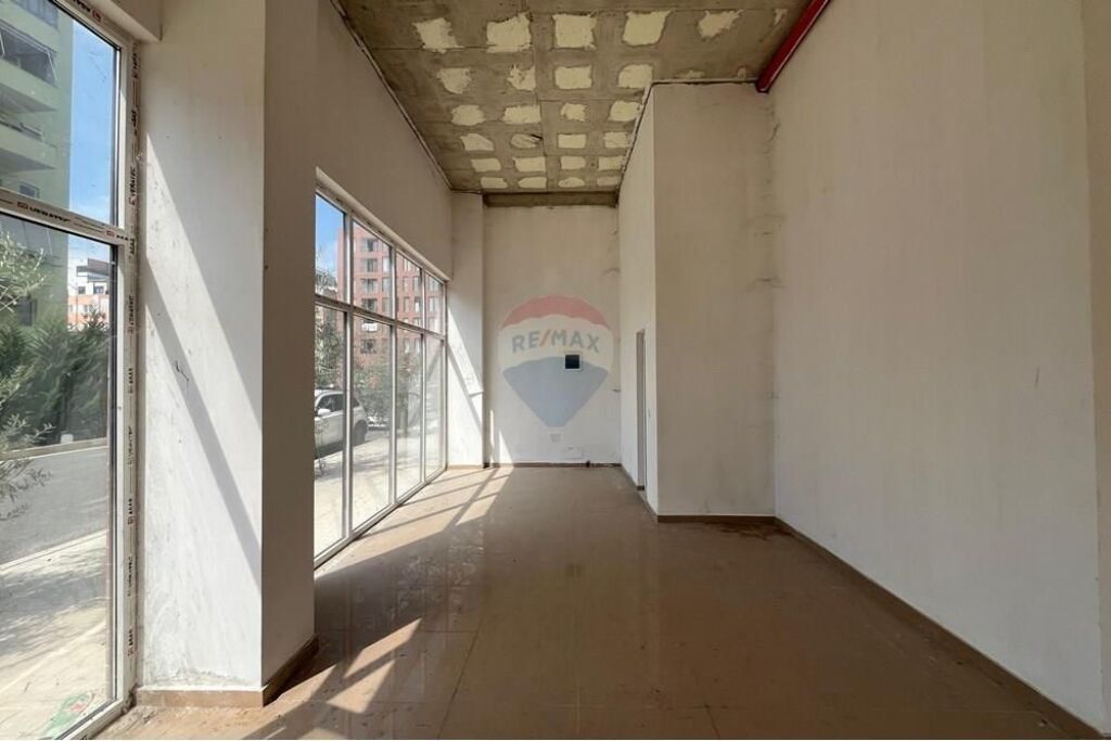 Shop 112 m² for Rent – Jordan Misja Street !