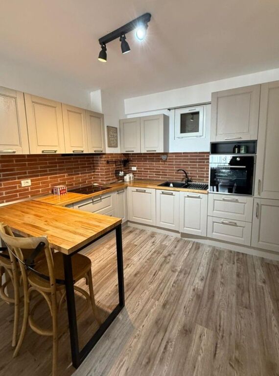 Shitet Apartament Modern 2+1+2 – Kodra e Diellit, Tiranë