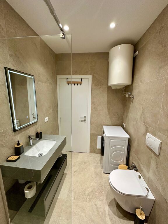 FOR RENT 2+1+1 BLV BAJRAM CURRI 70,000 LEKE