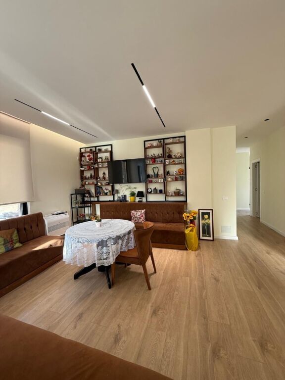 Nuovo appartamento 2+1+2 con veranda in vendita, Siri Kodra