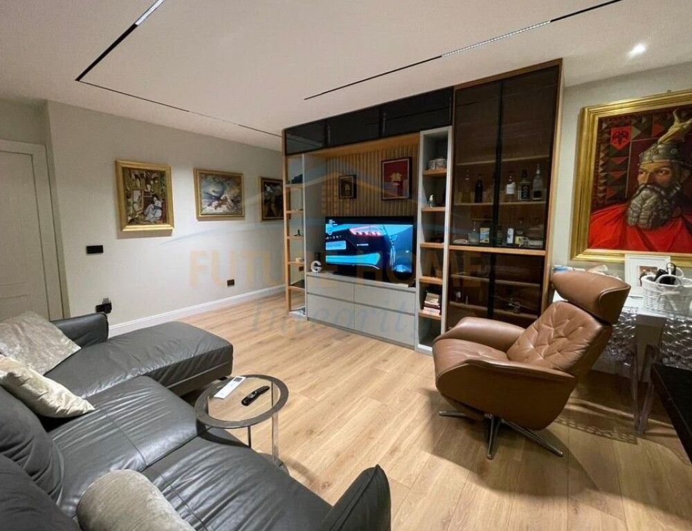 Rent, Apartment 2+1+2, Shallvaret, Tirana.