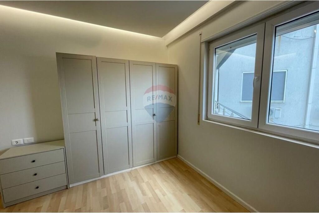 🌊🏡 APARTAMENT 2+1 PËR SHITJE – LUNGOMARE, VLORË