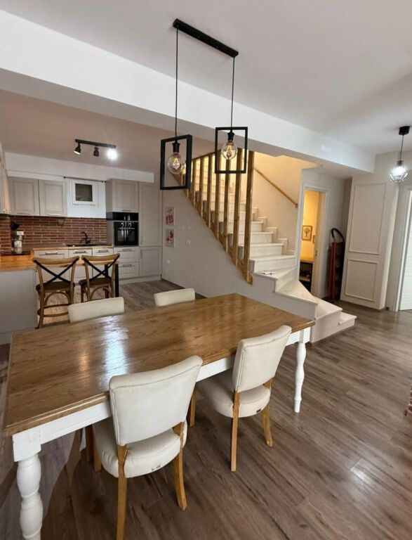 Shitet Apartament Modern 2+1+2 – Kodra e Diellit, Tiranë