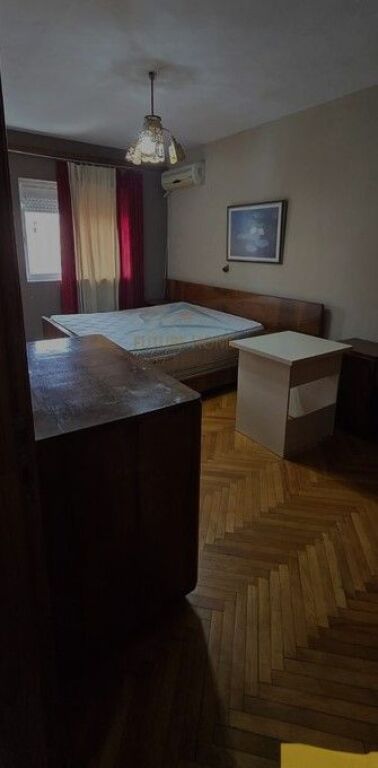 For sale, Apartment 3+1, Zogu i I Boulevard, Tirana.