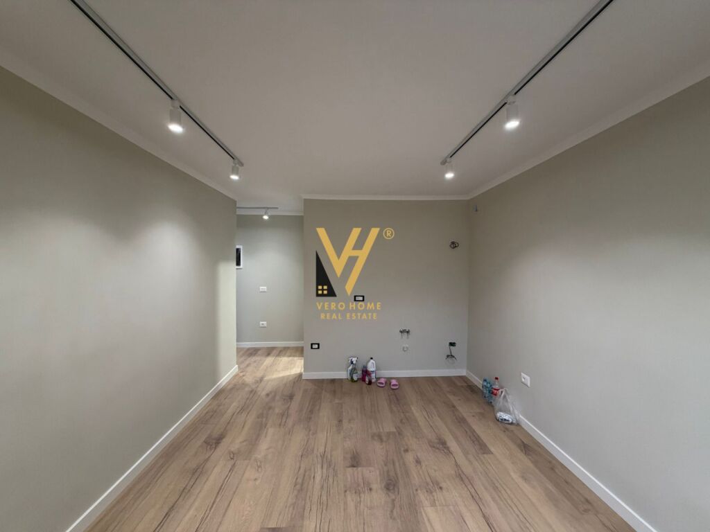 FOR SALE APARTMENT 1+1 AT 21 DHJETORI 125,000 EURO