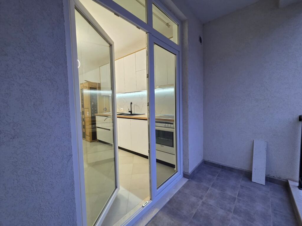 Jepet me Qera Apt 1+1 (+ Bllkn) 100% i Ri 5 min nga Farmacia 10📍 (Fakulteti i Mjeksise) Pallat i Ri V.2025 | 50,000 leke / Muaj 🔥