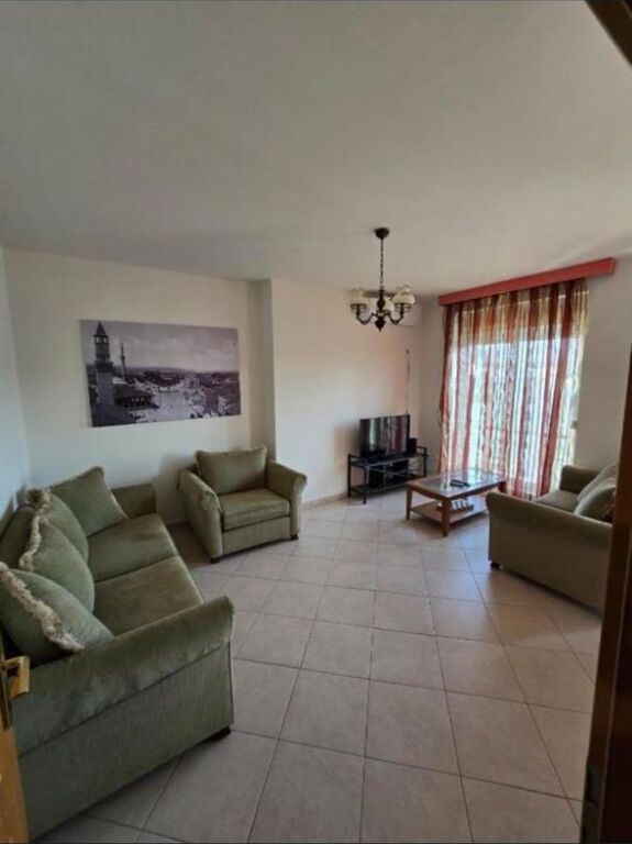 APARTAMENT ME QERA 2+1+2 RRUGA E KAVAJES 750 EURO