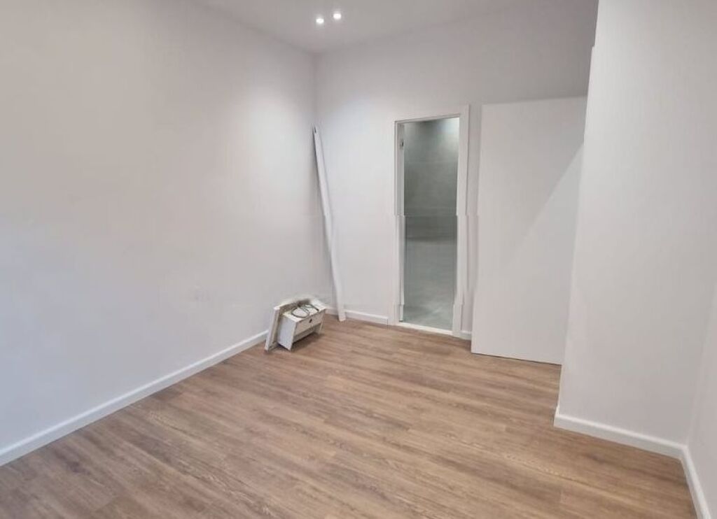 Apartament 2+1+2 Për Shitje në Kopshti Botanik Zoologjik, Tiranë - 200,000€!