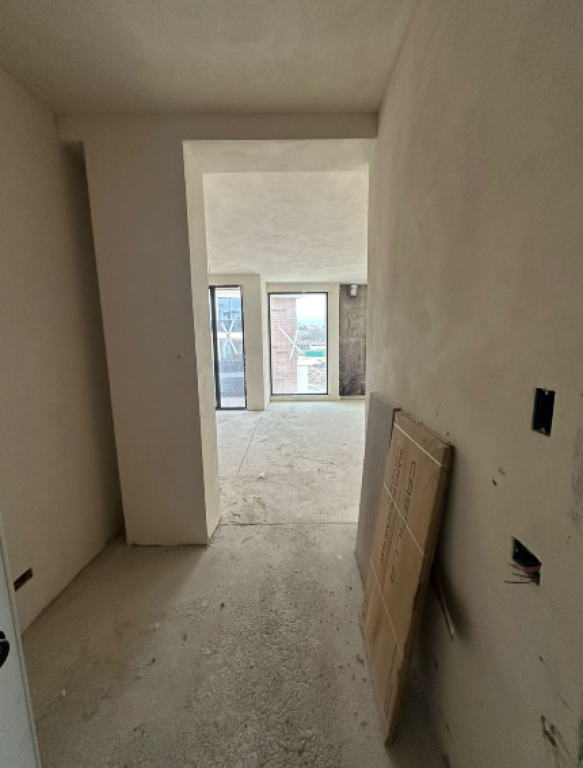 🏡 OKAZION – Apartament 2+1 për Shitje në Tulipan Residence  📍