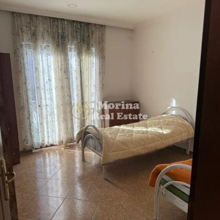 Qera | Shtëpi private 2 + 1 | Rruga e Dibrës | 430 €/muaj