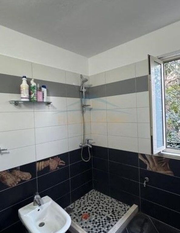 Affitto, Appartamento 2+1, Via Durazzo, Tirana