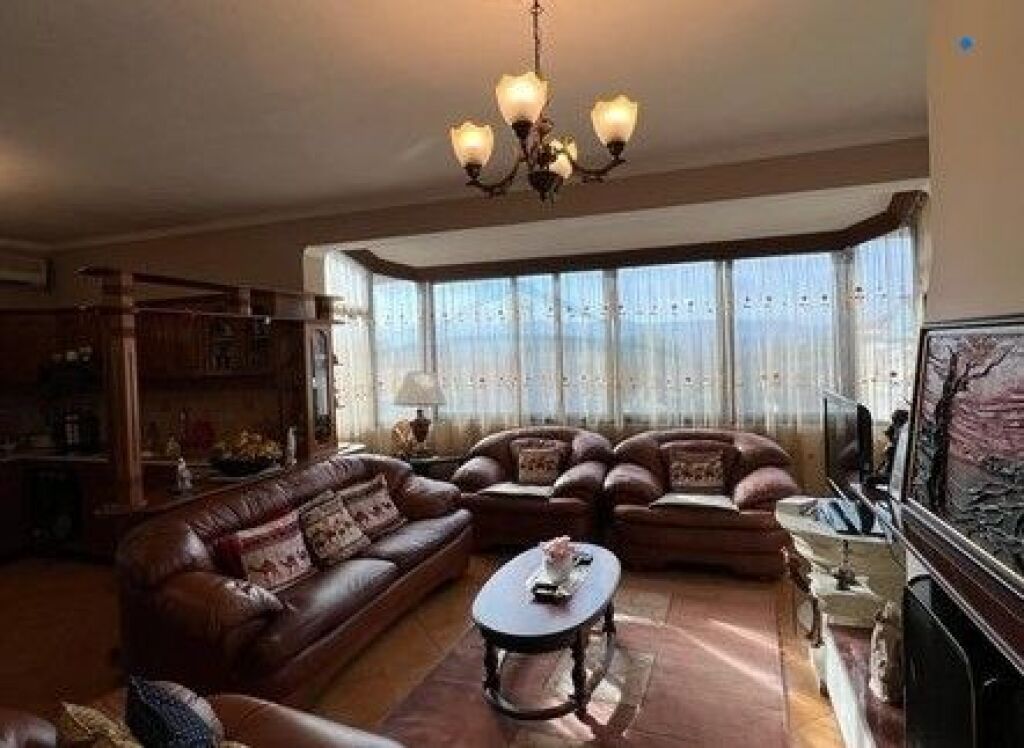 Shitet, Apartament 2+1, Zogu i Zi, Tirane