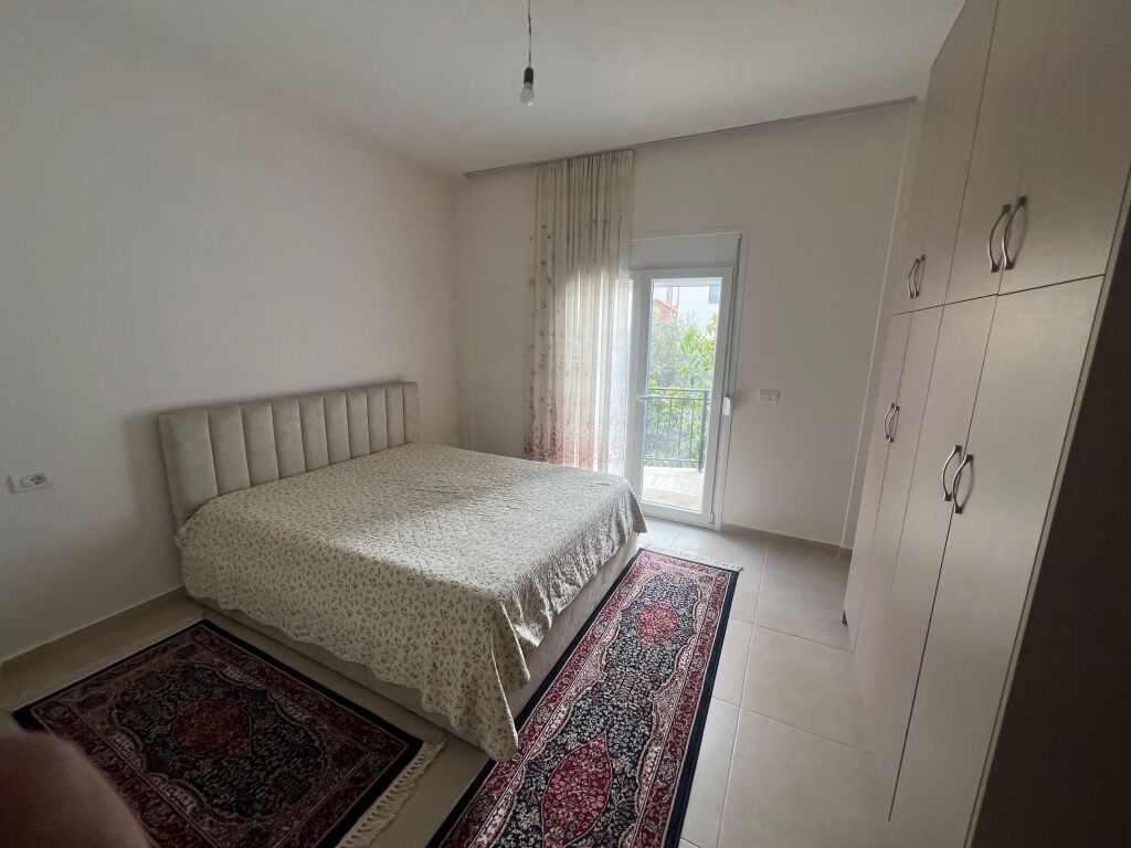 1+1 For Rent, Astir, Bar Artisti